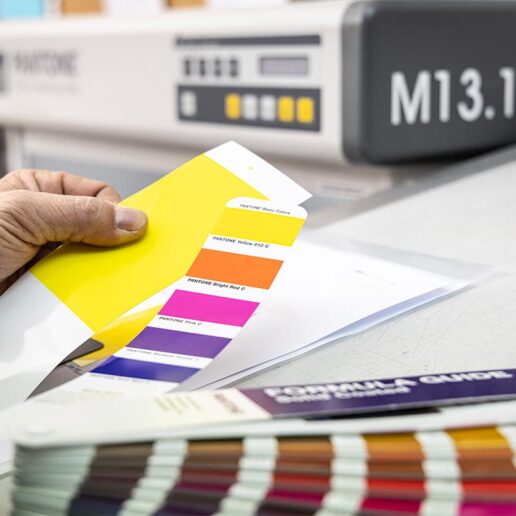 Desarrollo y diseño de etiquetas adhesivas-Autoadhesivos ZyR, SA Desarrollo y diseño de etiquetas adhesivas-Autoadhesivos ZyR, SA